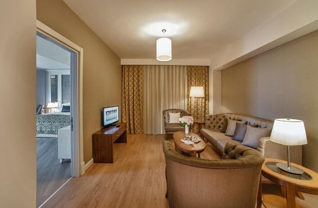 Aska Lara River Suite 4* суреті