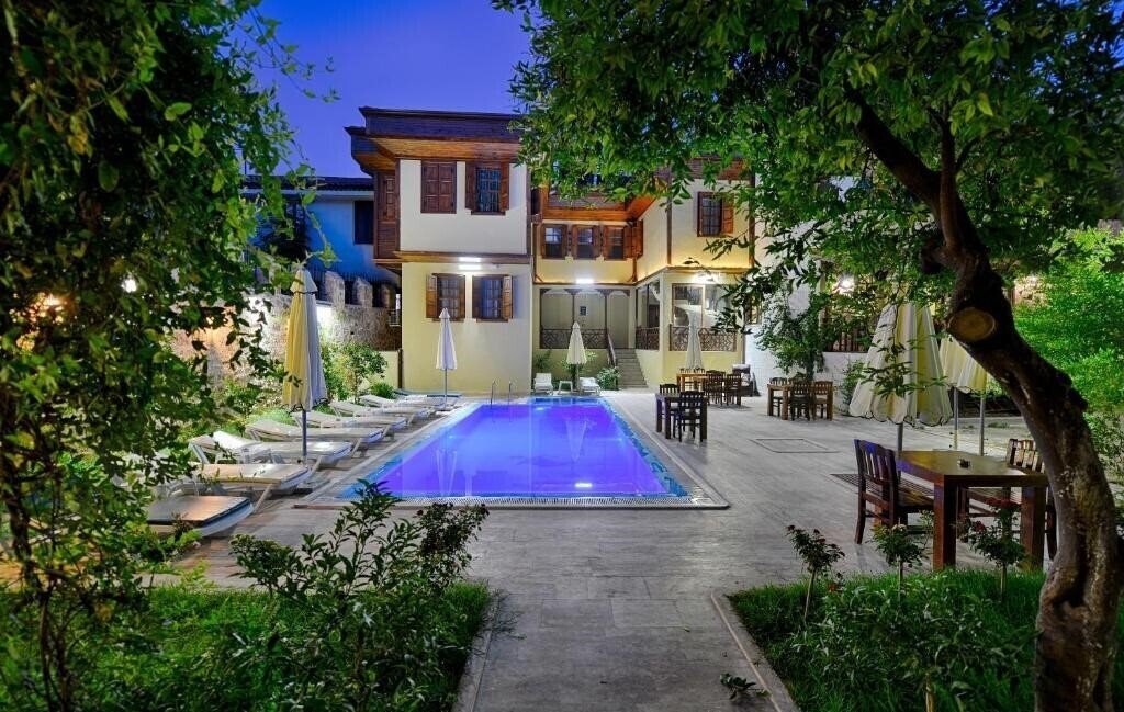 Hadrian Gate Hotel 1* қонақ үйі