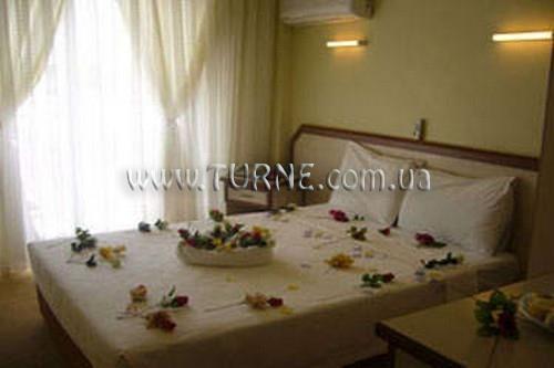 Paris 3* суреті