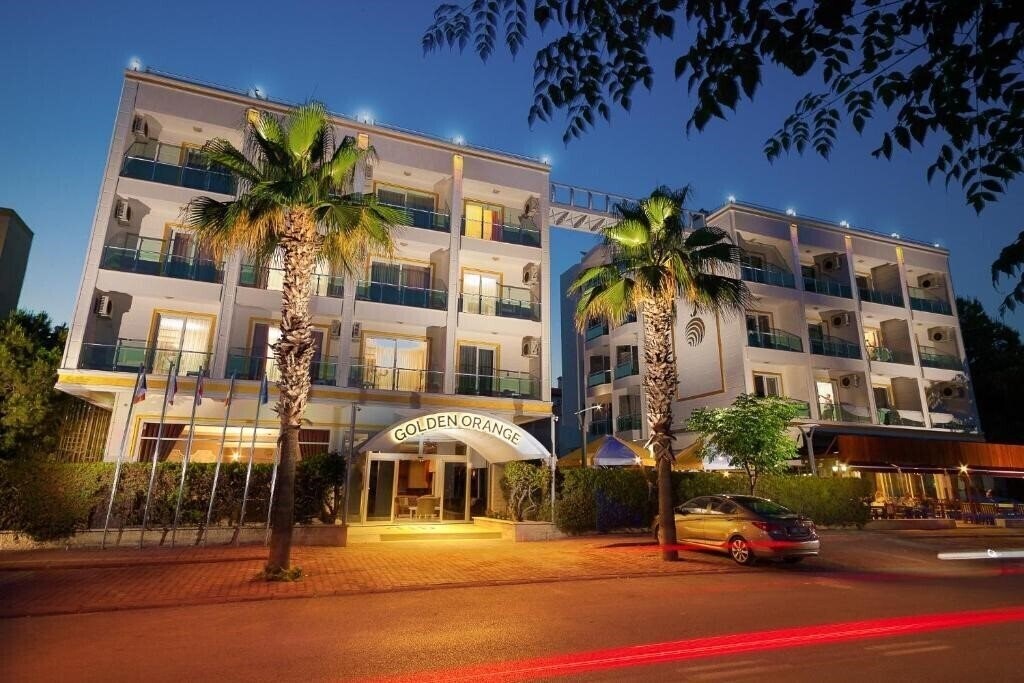 Отель Golden Orange Hotel 3*