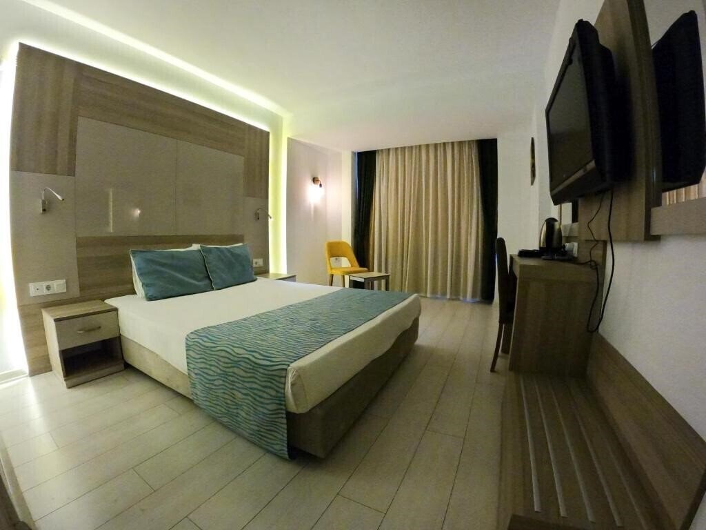 On Hotel 4* суреті