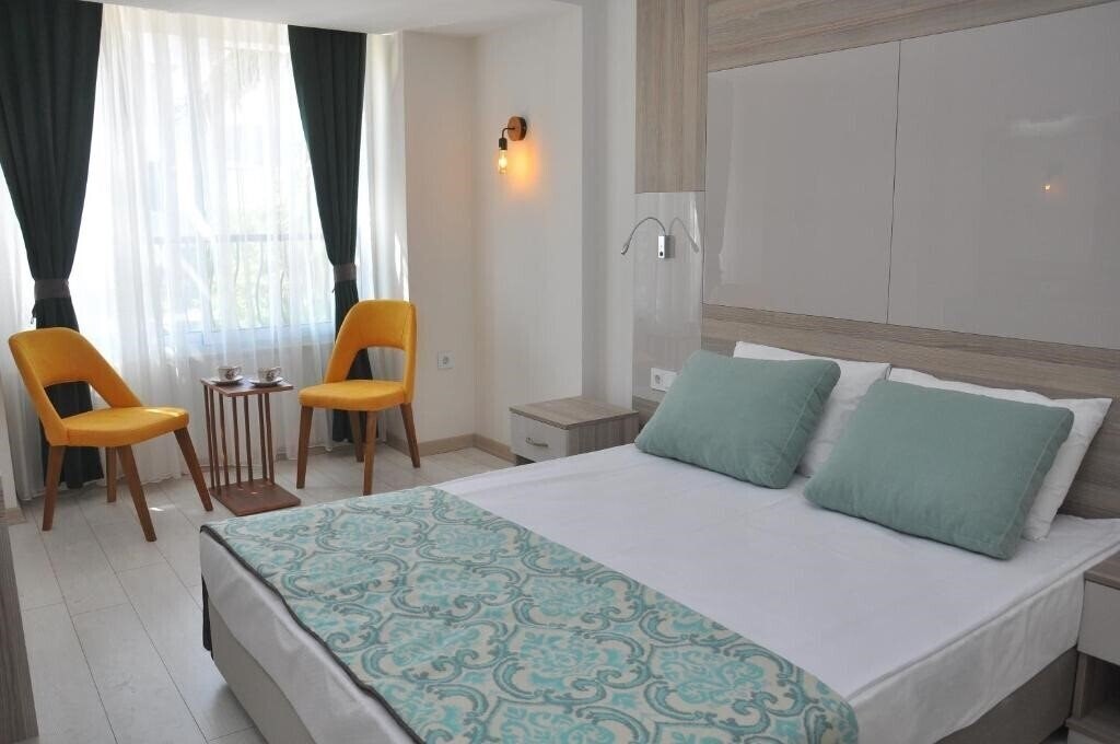 On Hotel 4* суреті