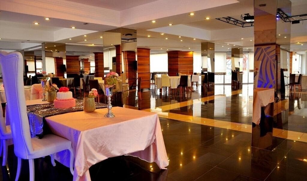 Expo Park Hotel 3* суреті