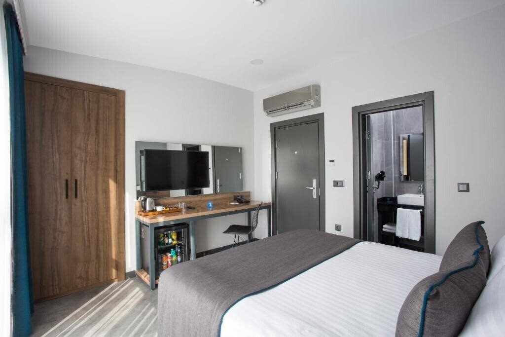 Falcon 1511 3* суреті