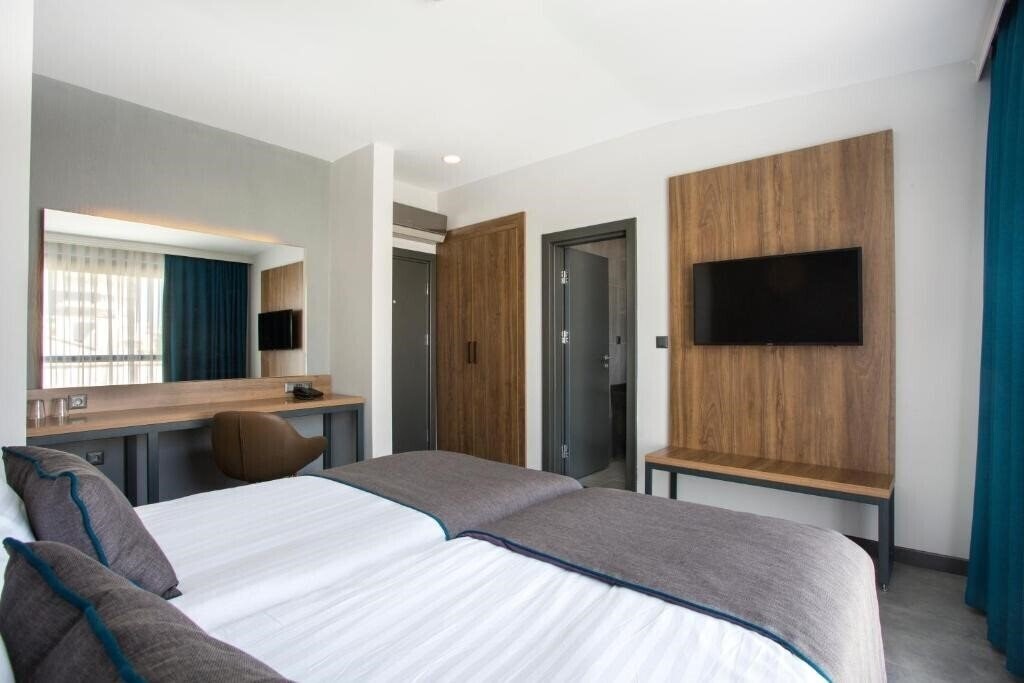 Фото Falcon 1511 3*