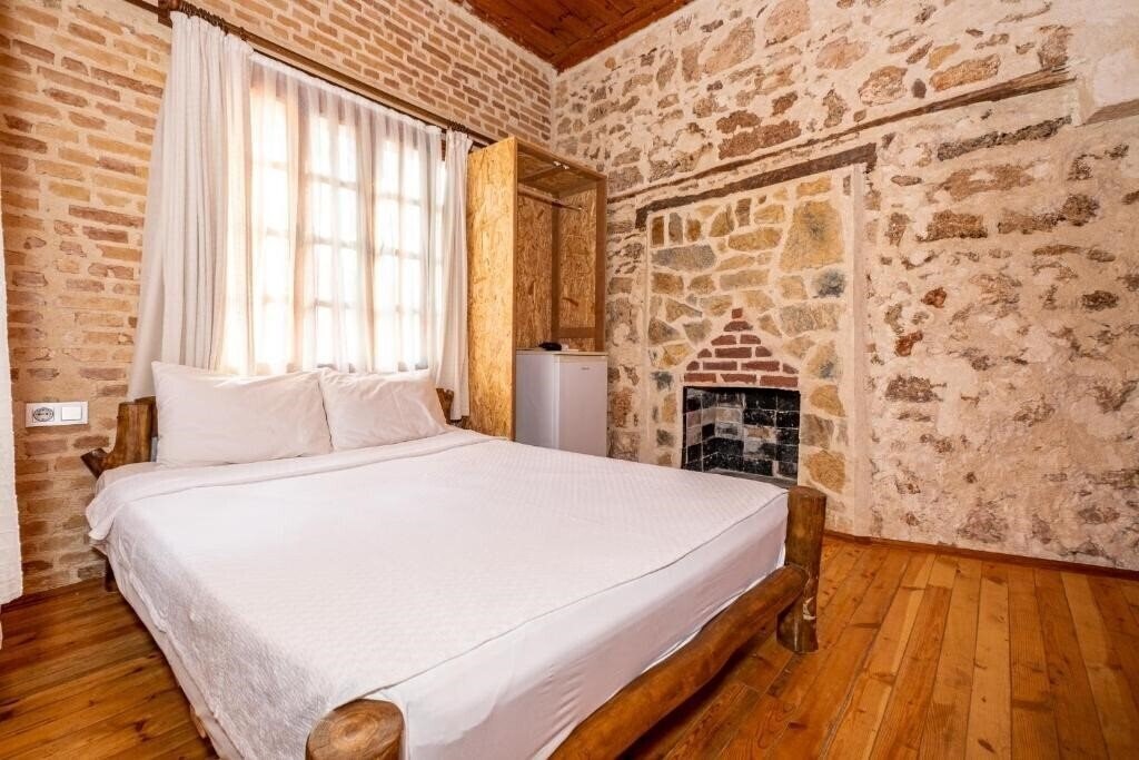 Фото Otel Wood House 3*