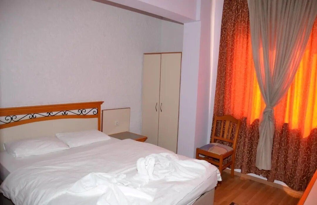 Ozturk Hotel 2* суреті