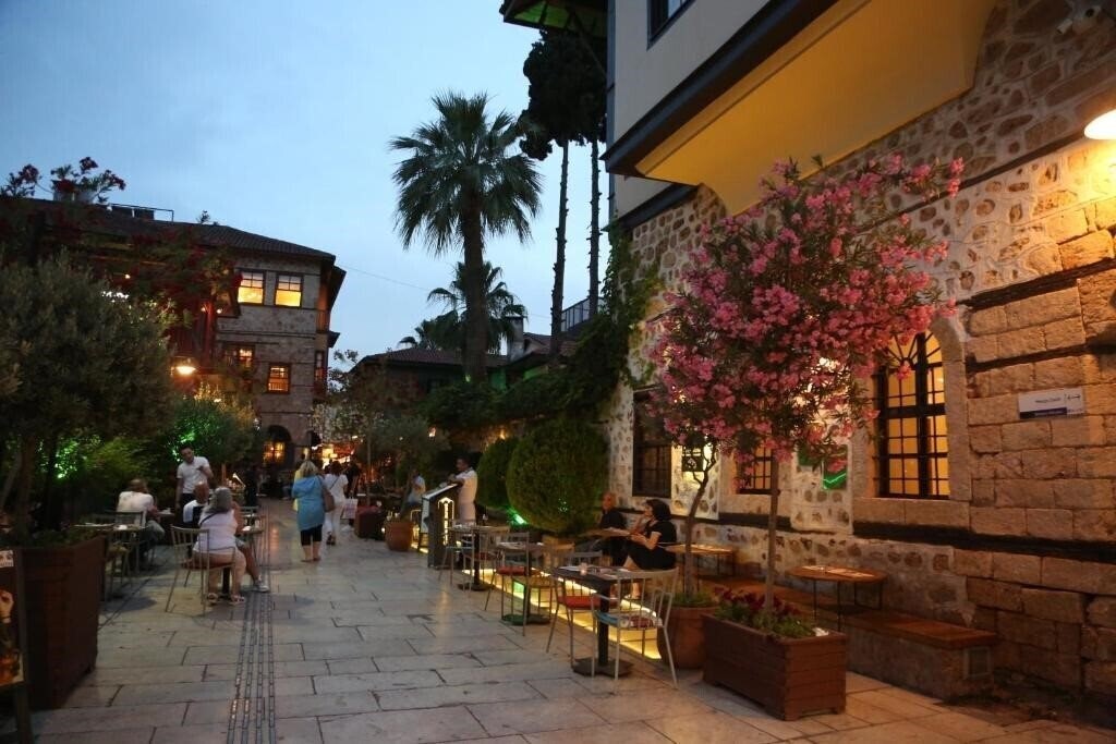 Фото Gazetta Suites (ex. Gazetta Suites by Alp Pasa, Gazetta Suites Boutique, Gazette Suites Hotel) 4*