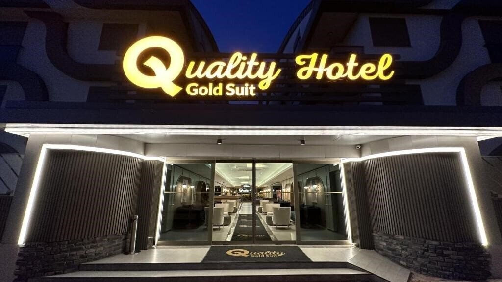 Отель Quality Gold Suit Special Class 3*