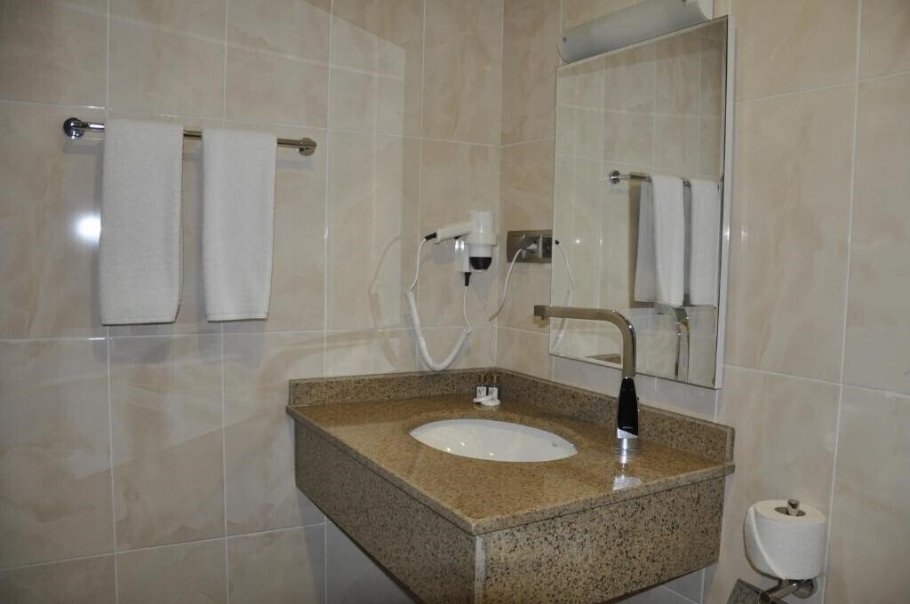 Ozyigit Otel 3* суреті