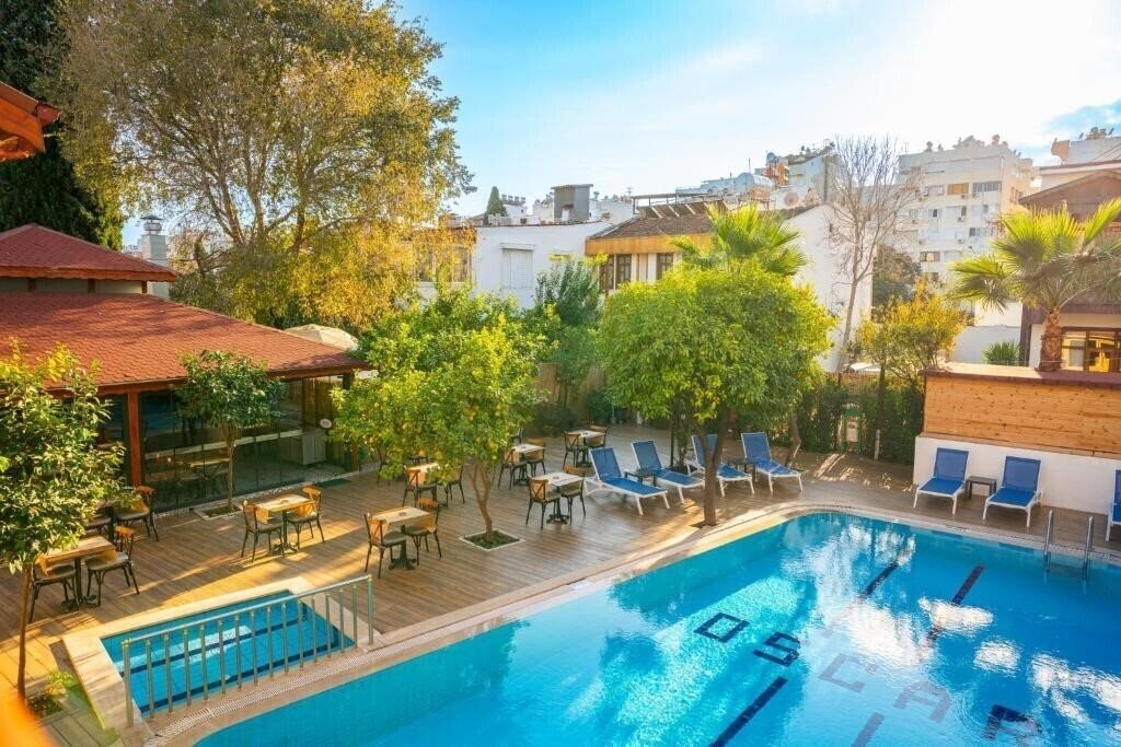 Oscar Garden Hotel 2* қонақ үйі