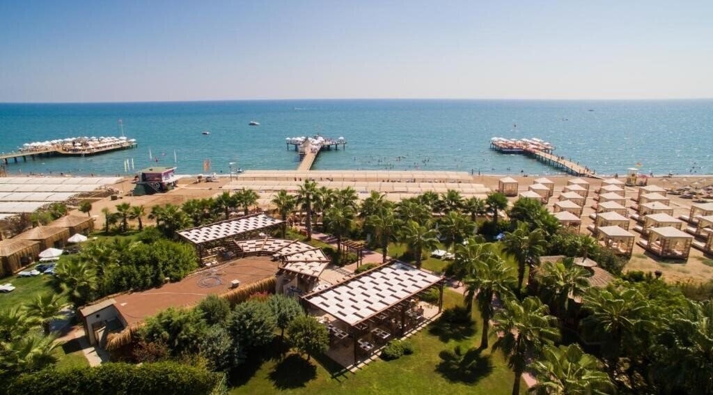 Saturn Palace Resort 5* суреті