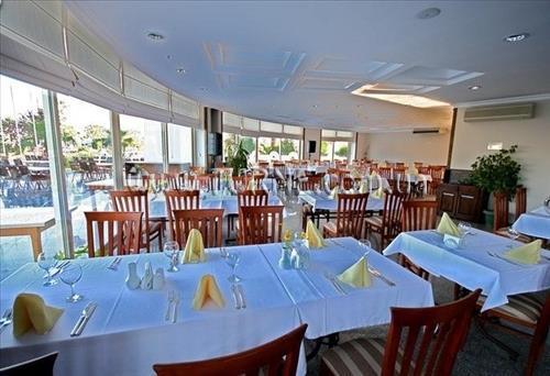 Corner Park Hotel 3* суреті