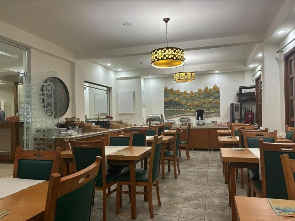 Argos Hotel 3* суреті