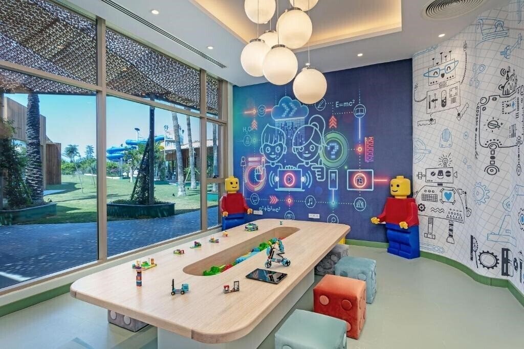 Картинка Titanic Deluxe Lara (ex. Titanic Beach Lara, Titanic De Luxe Beach & Resort Hotel, Titanic Beach Resort Hotel) 5*