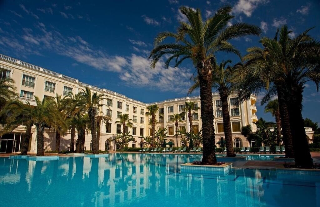 Отель IC Hotels Airport 4*