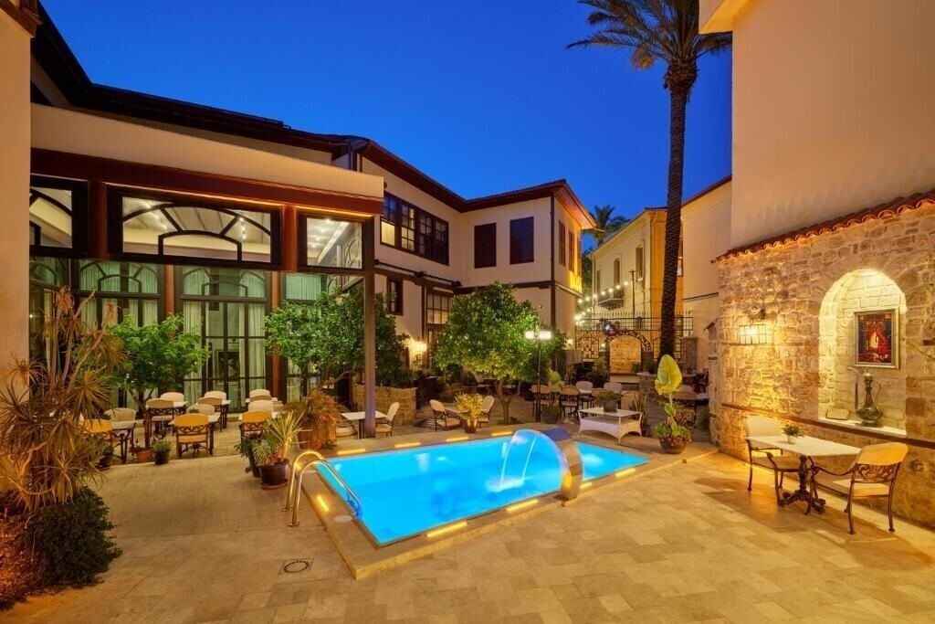 Отель 1207 Boutique Hotel 3*
