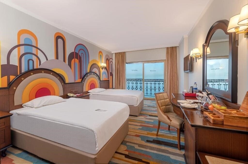 Фотография Megasaray Westbeach Antalya 5*