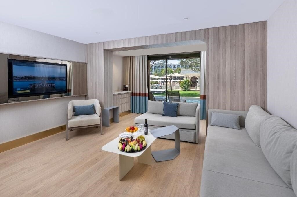 Картинка Ducale Lara 5*