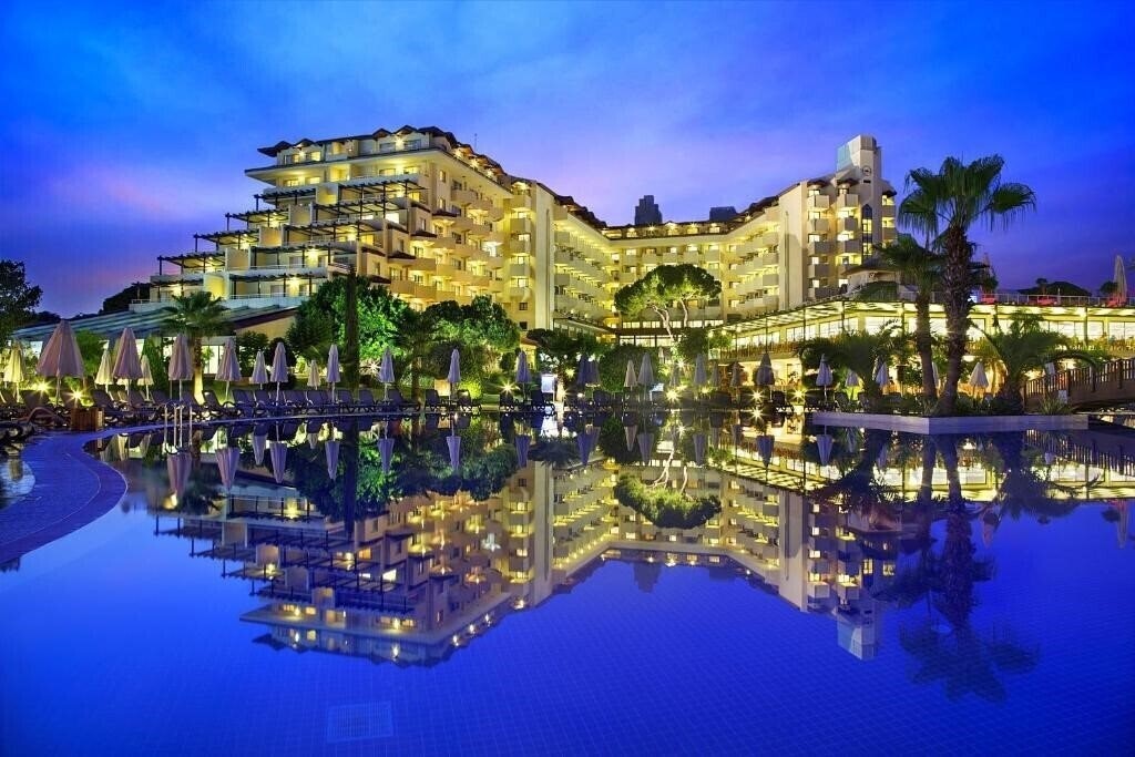 Фото Bellis Deluxe Hotel (ex. Iberostar Bellis Hotel, Asteria Bellis Resort, Club Marmara Bellis) 5*