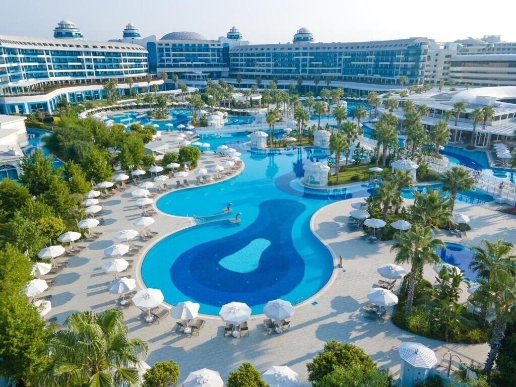 Sueno Hotels Deluxe Belek 5* фотосуреті