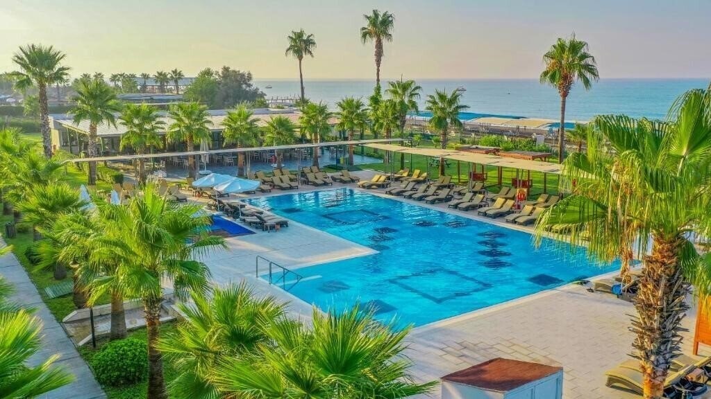 Фотография Crystal Boutique Beach Resort 5*