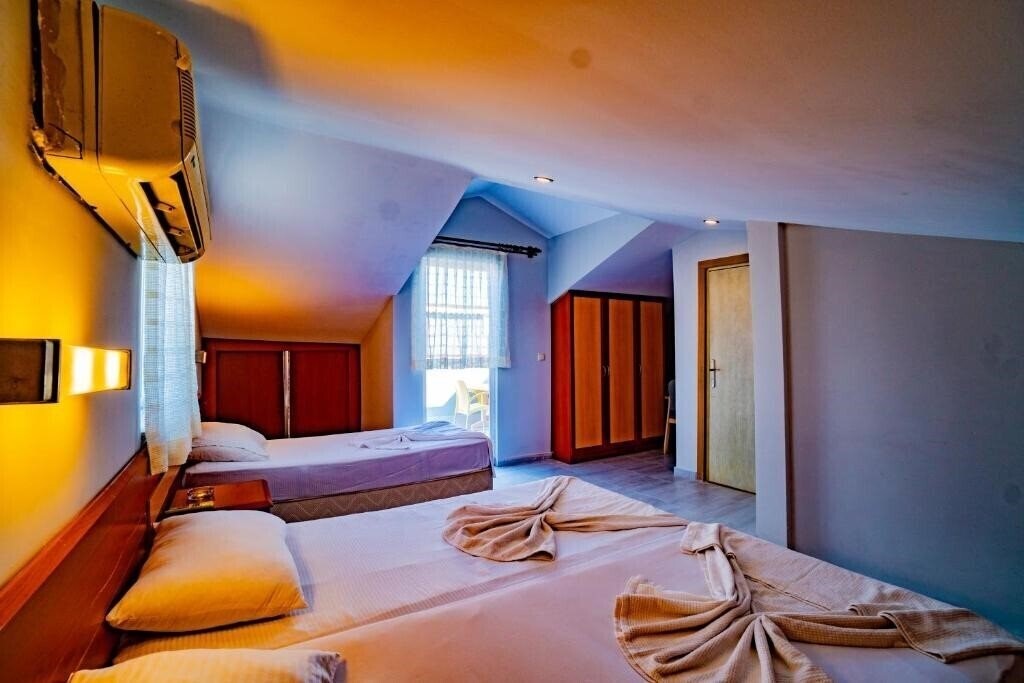 Фото Medusa Hotel 3*