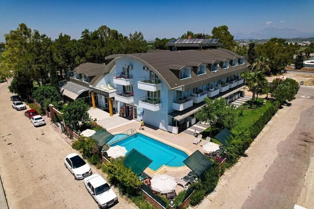 Prenses Sealine Beach Hotel 4* суреті