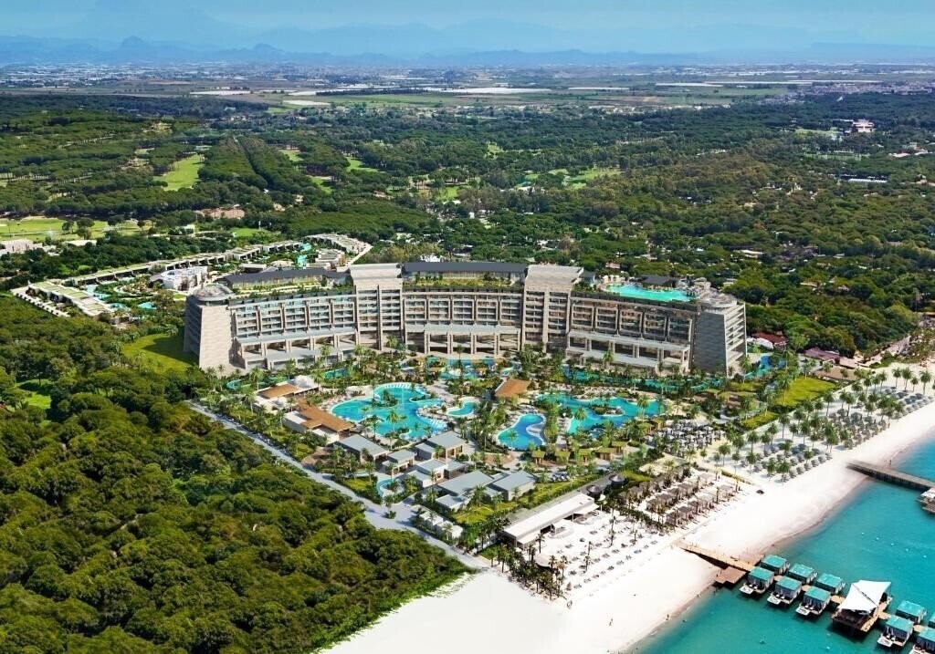 Regnum The Crown 5* қонақ үйі