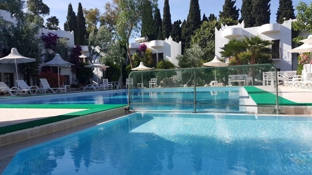 Safir Hotel 3 (ex. Flora Safir Hotel) 3* фотосуреті