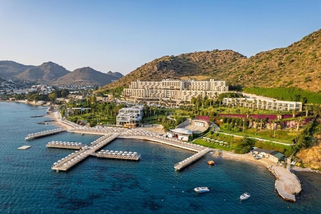 Отель Kefaluka Resort 5*