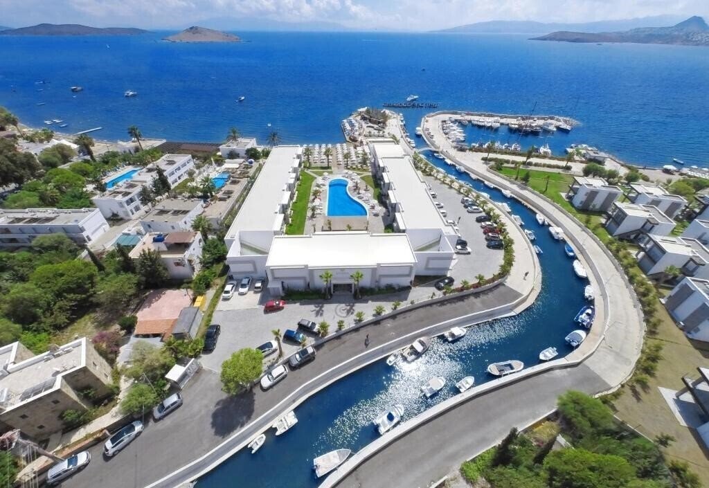 Отель Luga Boutique Hotel (ex. Lugga Butik Hotel, Lugga Boutique Hotel & Beach) 5*