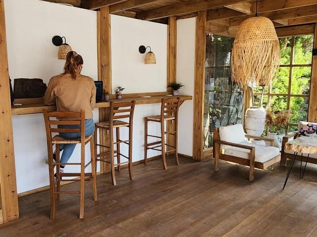 Red Lion Bodrum 2* фотосуреті