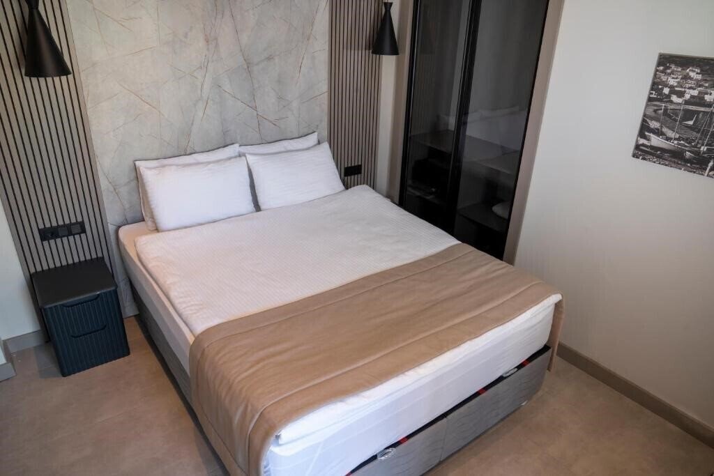 Фото Bitez Adam Otel (ex. Chronos Beach Bitez) 3*