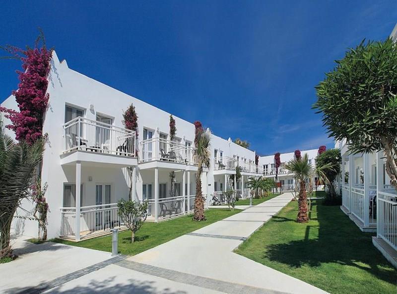 Club Petunya 3* қонақ үйі