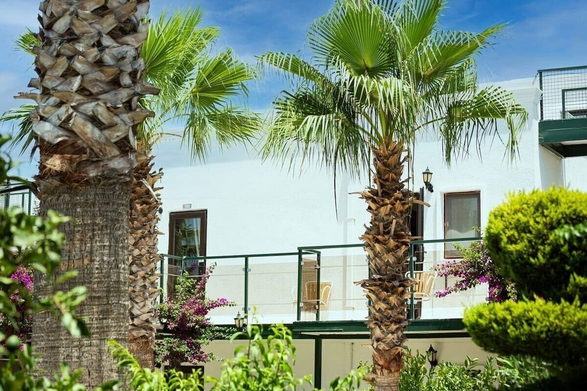 Anadolu Hotel (ex. Anadolu Hotel Bodrum, Club Mira Luna, Mira Luna Club, Miraluna Club) 4* суреті