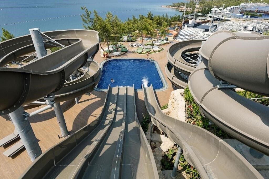 Titanic Deluxe Bodrum 5* фотосуреті