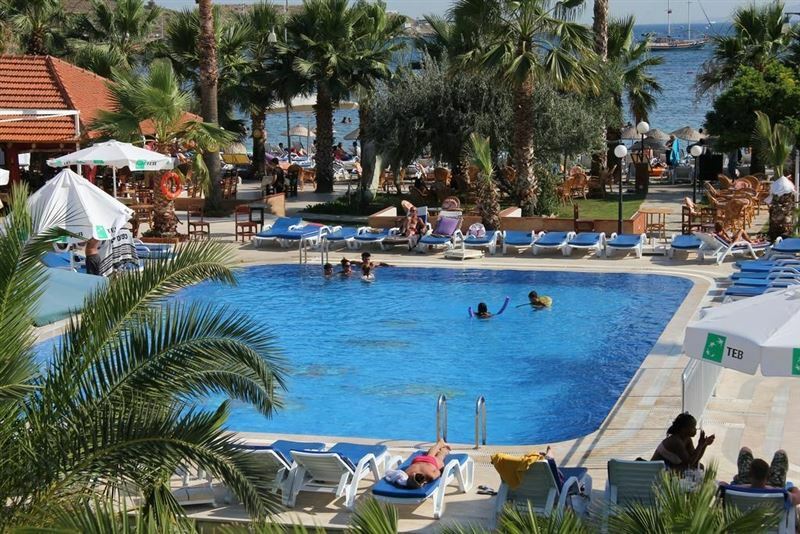 Nagi Beach Hotel 3* фотосуреті