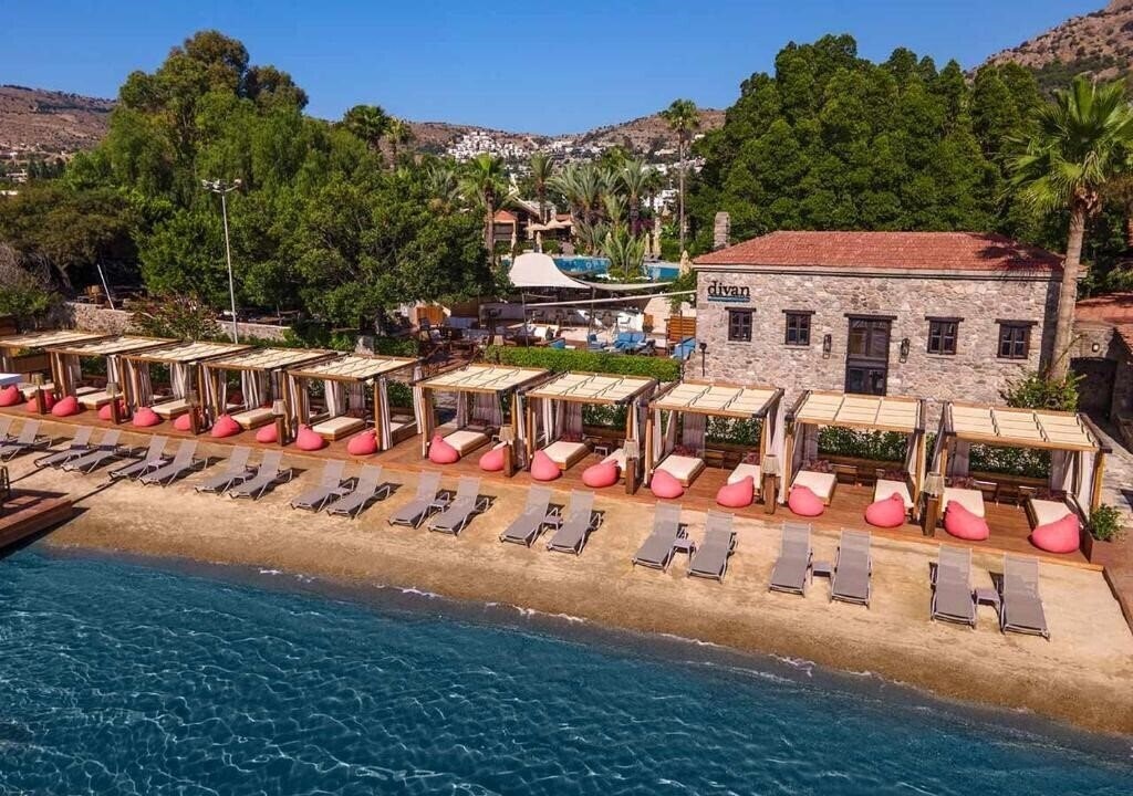 Отель Divan Bodrum 5*