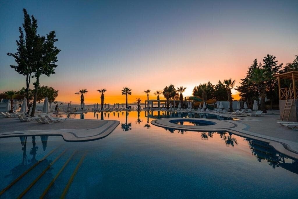 Отель Labranda Tmt Bodrum 5*