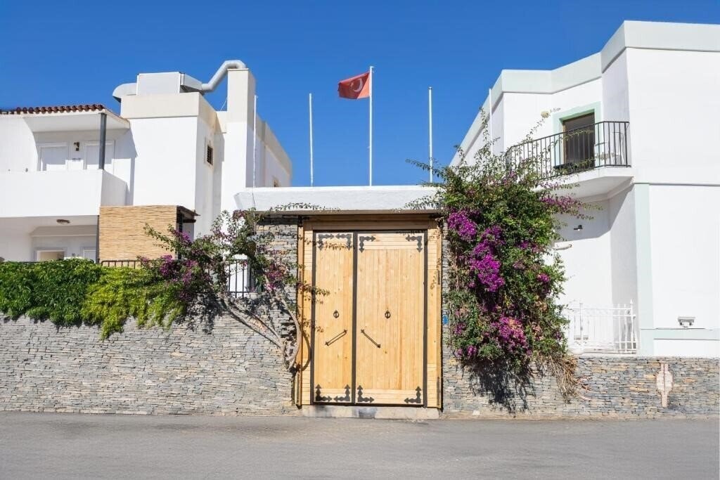 Отель Salinas Beach Hotel 3*