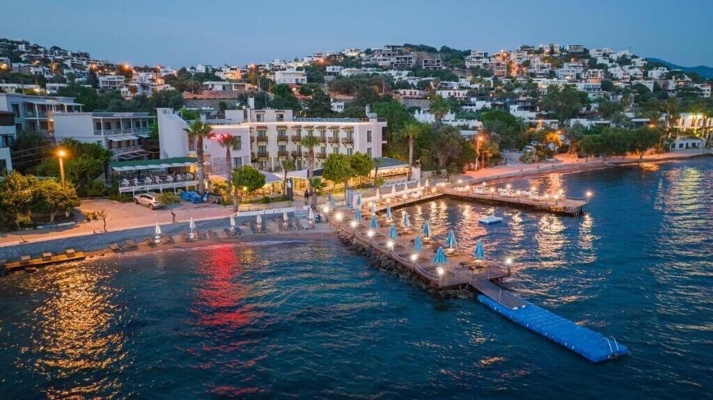 Отель Elite Hotels 4*