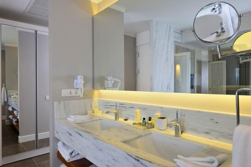 Фотография Sundance Suites Hotel 5*