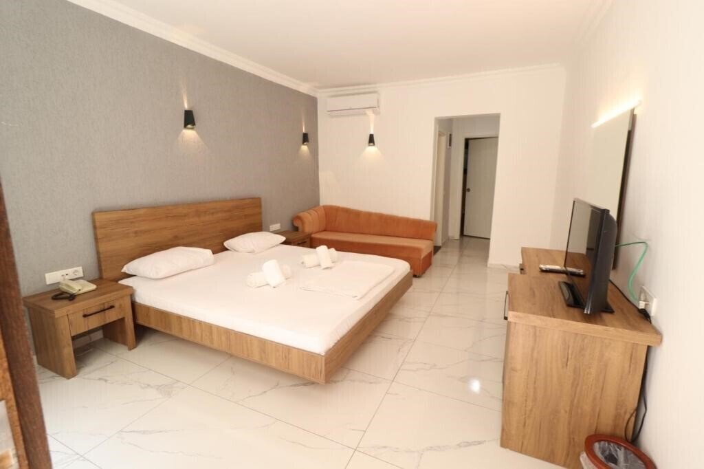 Phoenix Sun Hotel 4* суреті