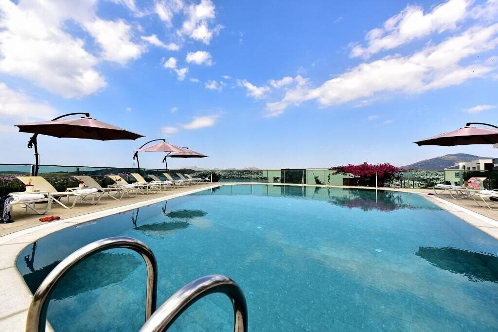 Degirmenburnu Residence 3* суреті