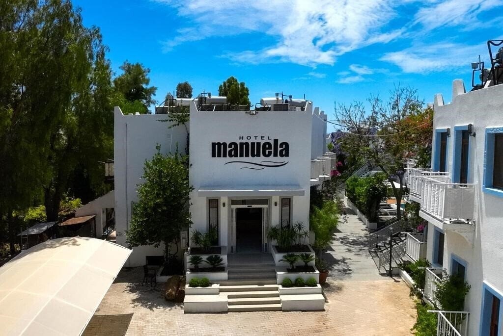 Manuela Hotel 3* суреті