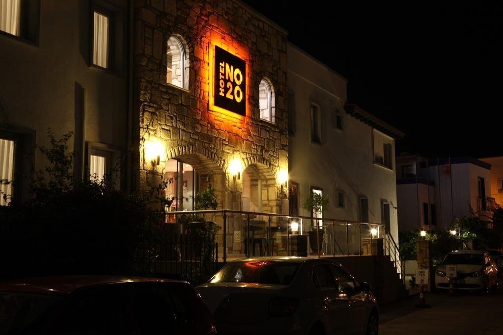 Отель Hotel No 20 Marina - Adult Only 3*