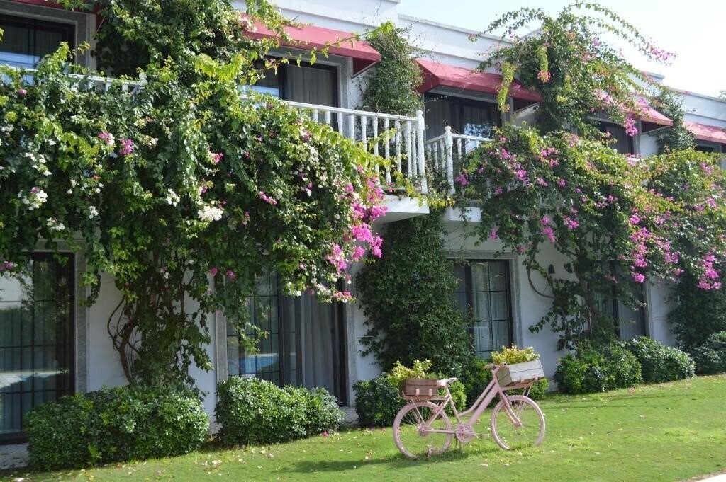 Отель Villa Rustica 3*