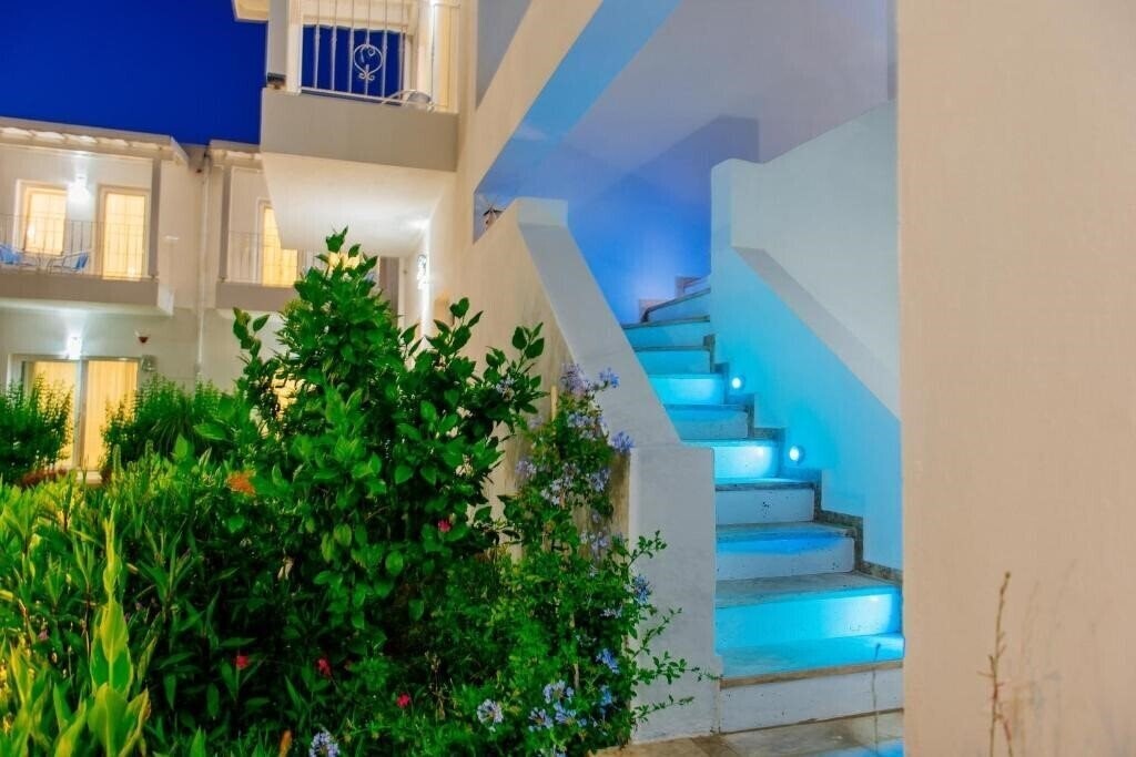 Via Farilya Hotel 3* суреті