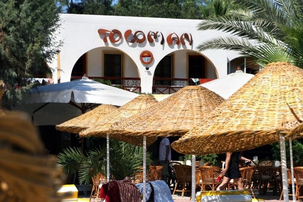Toloman Hotel & Apartments 3* қонақ үйі